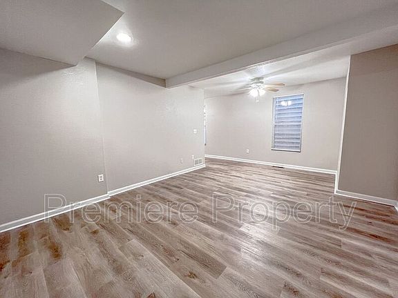 2nd image of 534 Forest Ave APT A