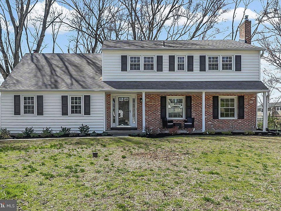 1st image of 205 Garnet Ln