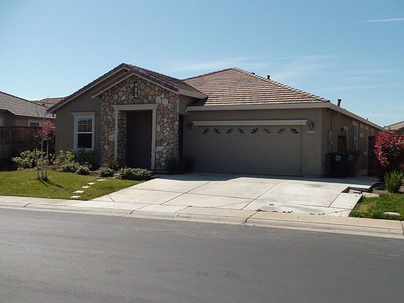 2nd image of 10144 Wild Orchid Way