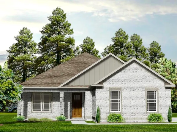 3 Pleasant Oaks Dr, Perry, GA 31069