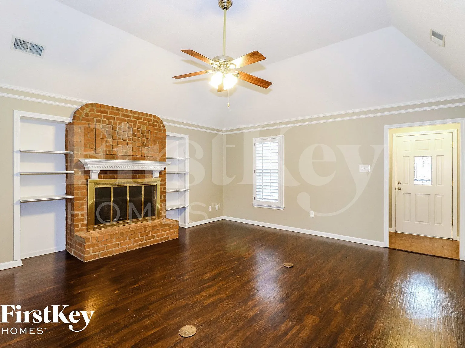 3 bed, 2.0 bath, 1802 sqft, $1,845 — Photo 4