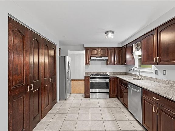 3rd image of 8239 E Van Buren Dr
