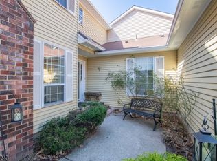 8 Birdseye Cir, Wayne, NJ 07470