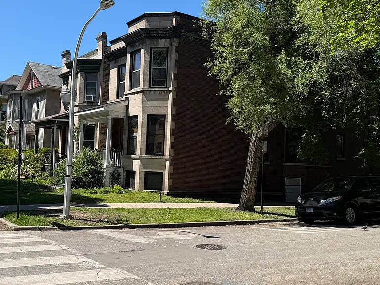 W Granville Ave — Photo 32