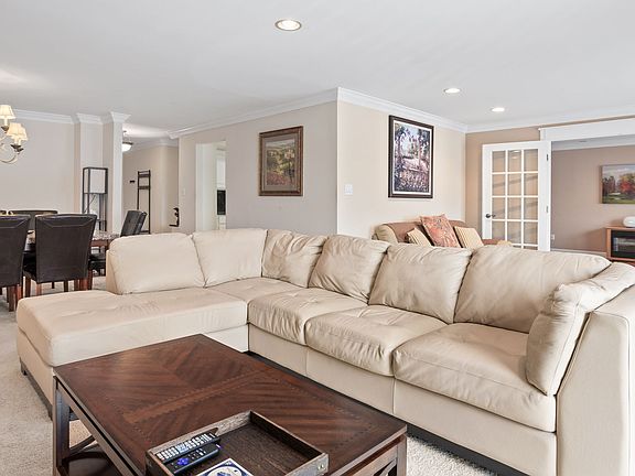 2nd image of 8751 Jaffa Ct #33
