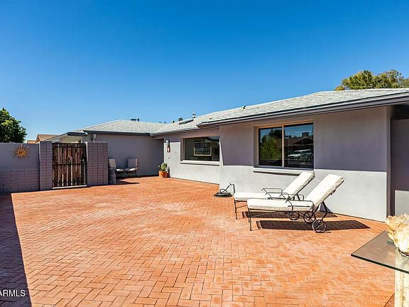 5th image of 644 E La Jolla Dr