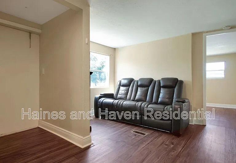 26 Forest Dr #32A — Photo 9