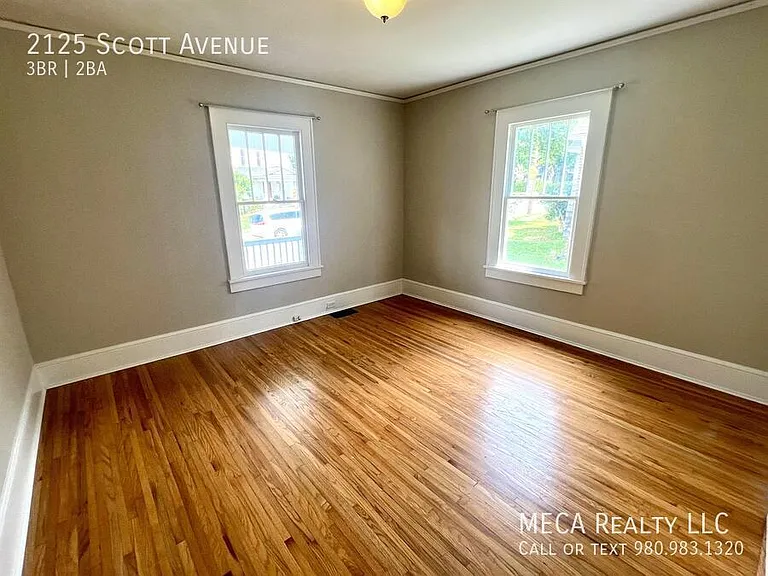 2125 Scott Ave — Photo 13