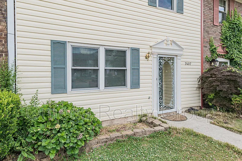 2 bed, 1.5 bath, 1148 sqft, $1,100 — Photo 4