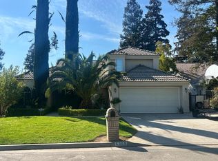 6305 N Marty Ave, Fresno, CA 93711