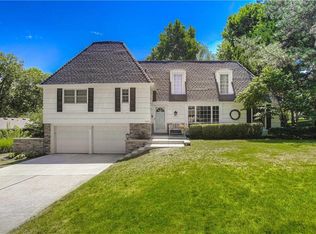 5113 W 67th St, Prairie Village, KS 66208