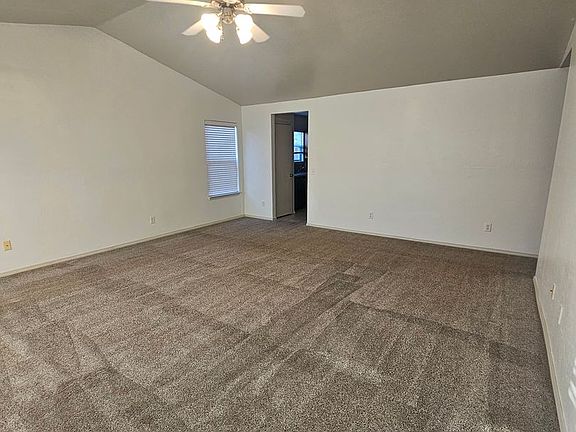 3rd image of 801 Grickle Dr