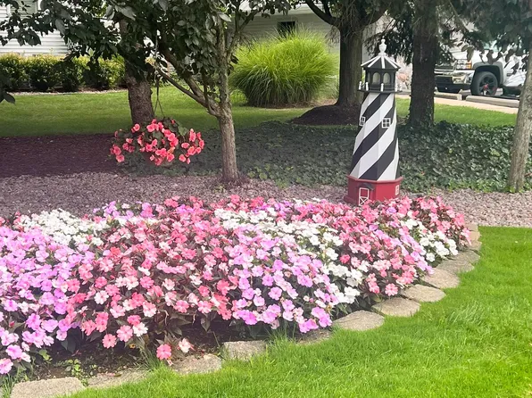 37848 Jefferson Ave #33, Harrison Township, MI 48045