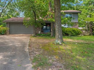 502 Lake Rd, Springdale, AR 72764