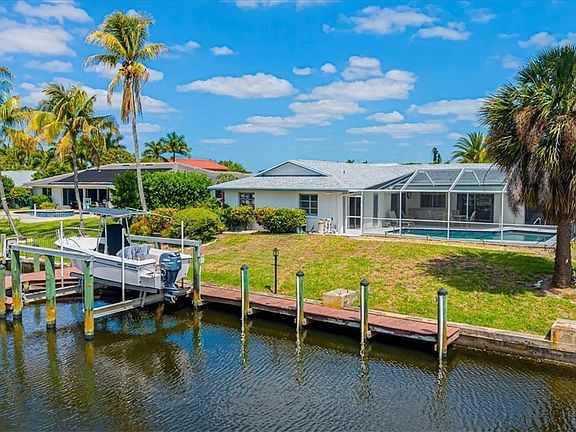 5th image of 9841 Cypress Lake Dr