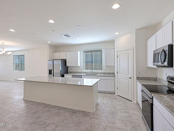 4th image of 1122 E WESTWOOD Drive