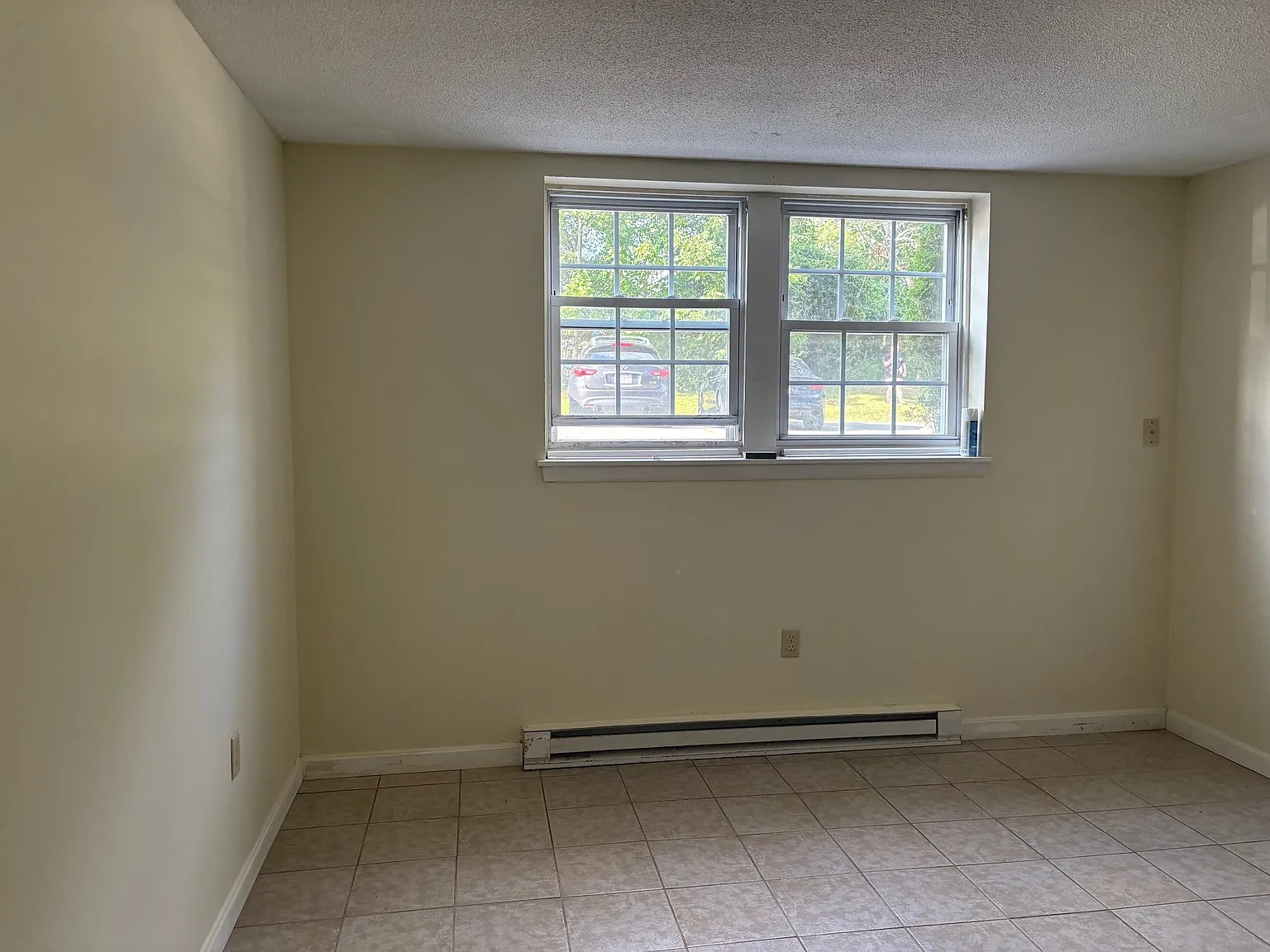 2 bed, 1000 sqft, $1,650 — Photo 3