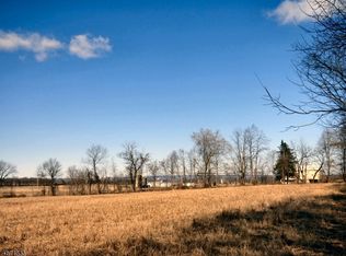 890 Harmony Station Rd, Phillipsburg, NJ 08865