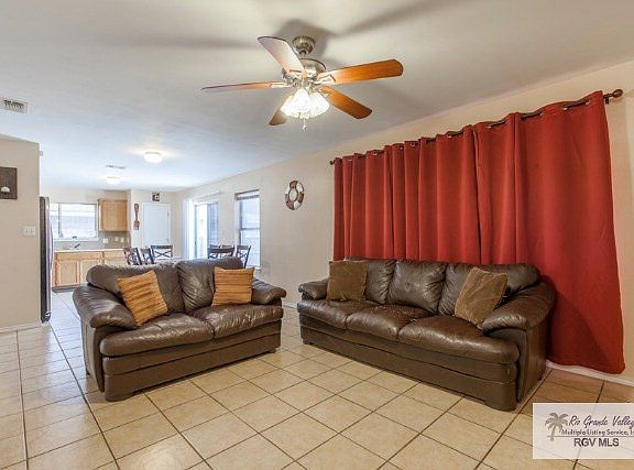 3rd image of 2723 Pompeii St