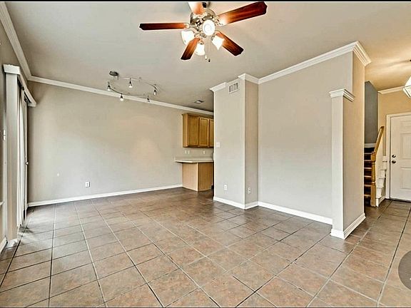 5th image of 501 Kingscote Ct