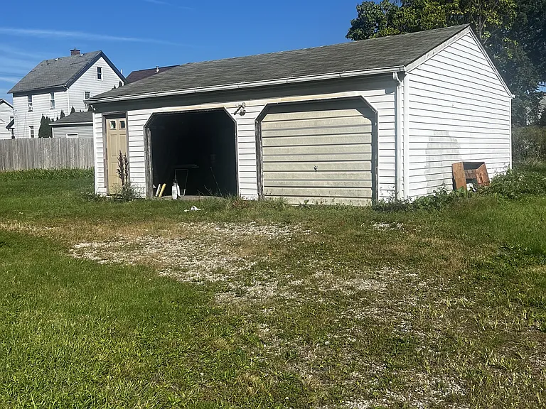 417 S Market St — Photo 22