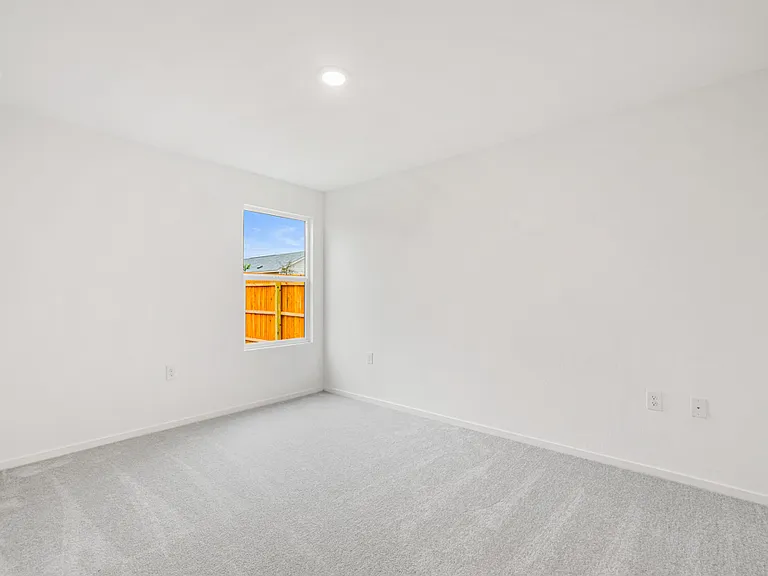 3911 Bates Pl — Photo 10