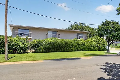 4616 W Lovers Ln #210 Photo 1