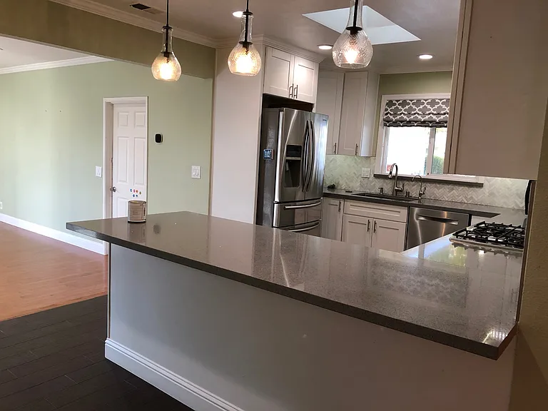 5702 Croydon Ave — Photo 4