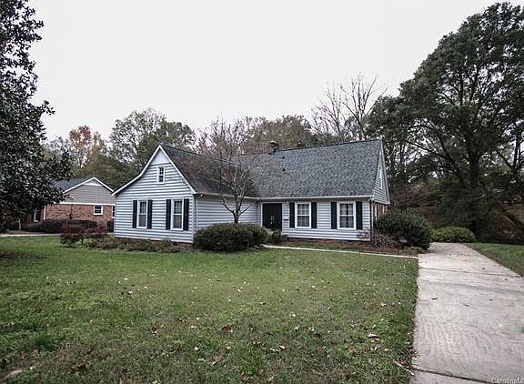 2nd image of 1425 Edenton Ct