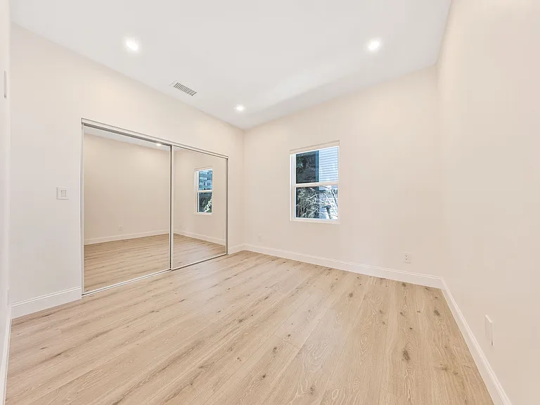 1431 Silver Lake Blvd #1431 — Photo 6