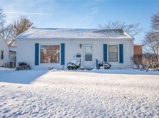 2212 56th St, Des Moines, IA 50310