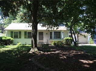 39 Sierra Dr, Rochester, NY 14616