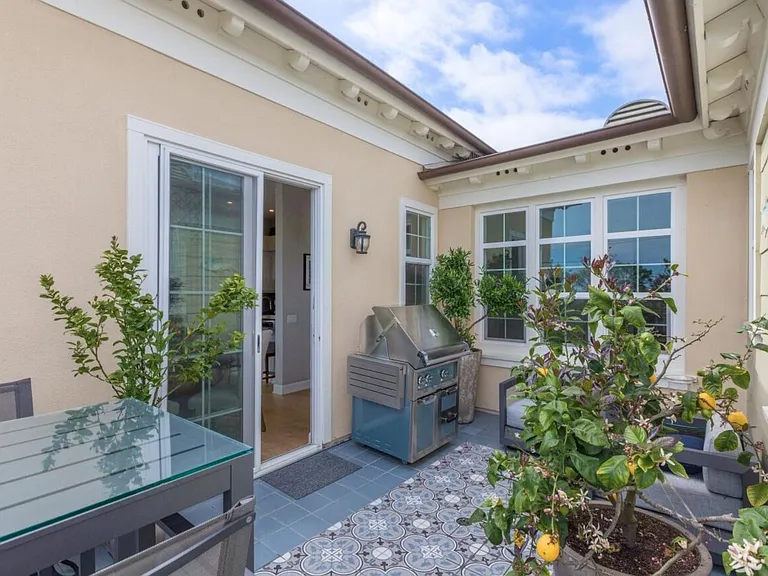 7801 Whimbrel Ln — Photo 19