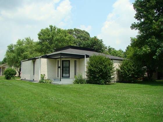 1st image of 1368 Hillcrest Dr