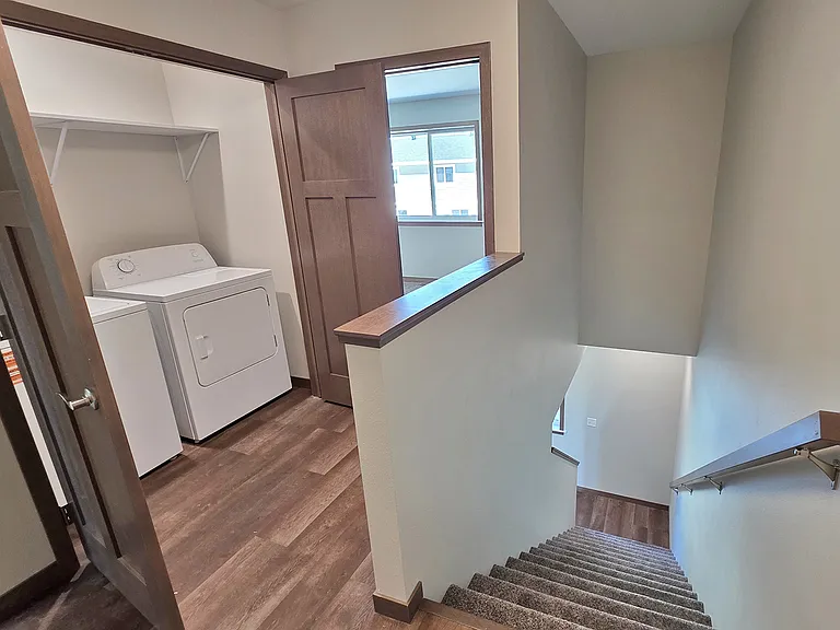 Medary Creek Townhomes — Photo 14