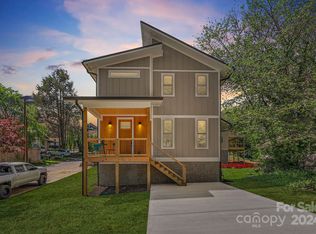 31 Michigan Ave, Asheville, NC 28806