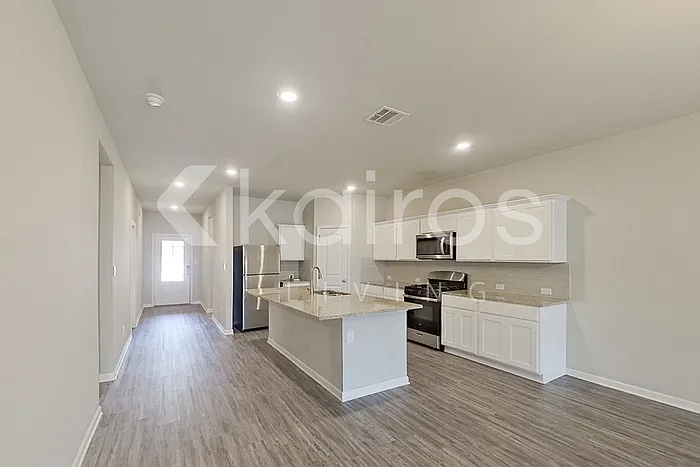 6655 Tiger Pointe Dr — Photo 7