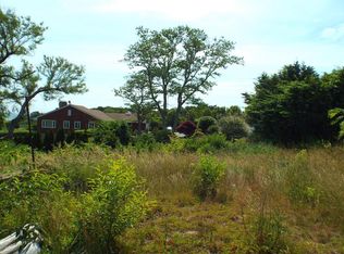 82R Warren Ave, Plymouth, MA 02360