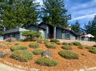 22500 Majestic Dr, Los Gatos, CA 95033