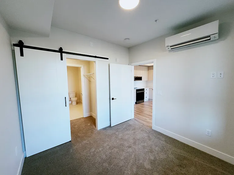 45497 Campus Dr #407 — Photo 6