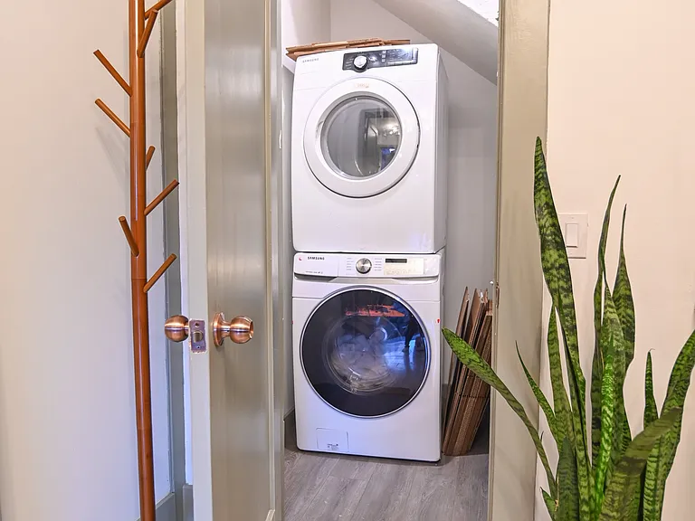 in-Unit Laundry