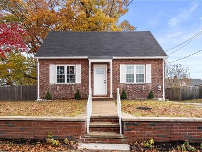 11 Hornbine St, Cranston, RI, 02910