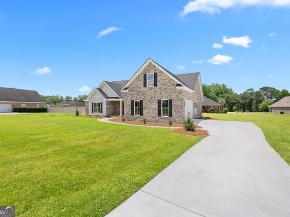 10 Honeysuckle Dr, Claxton, GA 30417