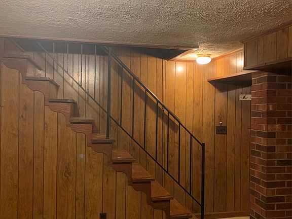 5th image of 209 Ashlyn Dr