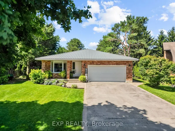 632 Hoover Pl, Strathroy Caradoc, ON N0L 1W0