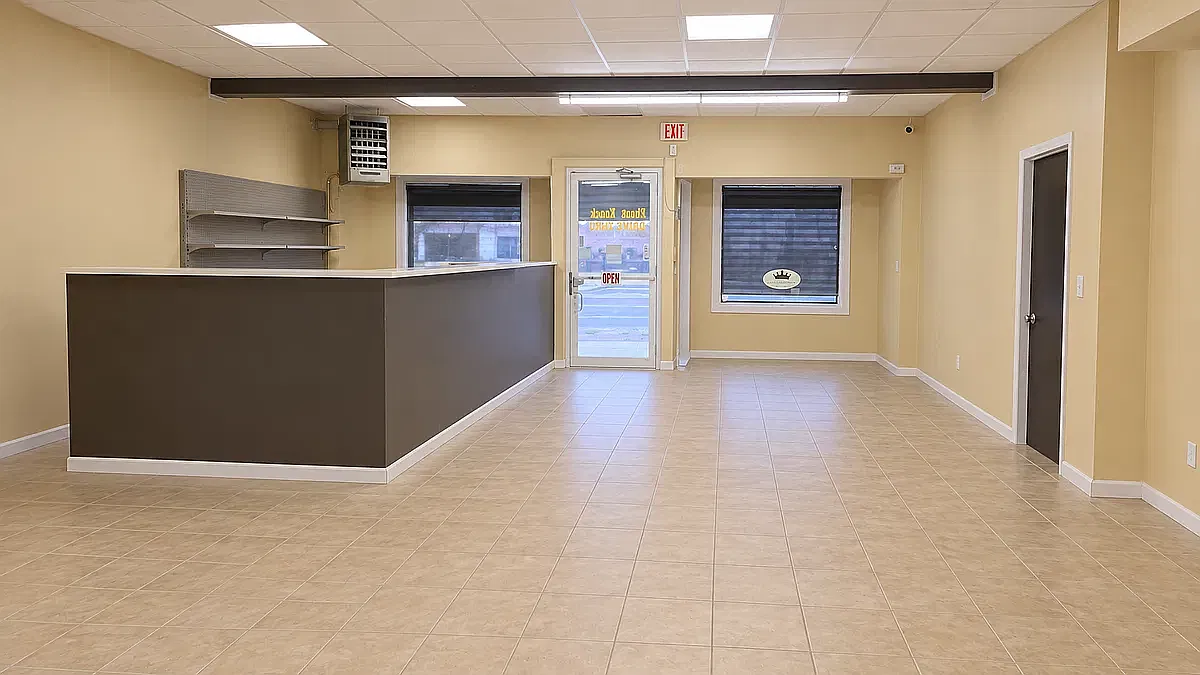 Studio, 1300 sqft, $3,000 — Photo 2