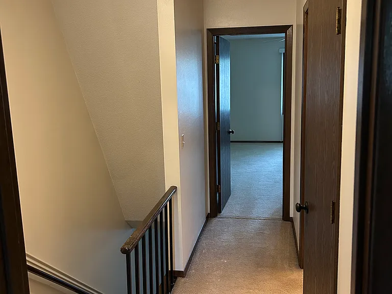 6554 Woodhall Dr — Photo 11
