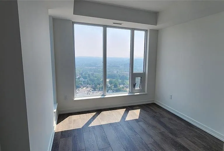 15 Wellington St S #2806 — Photo 11