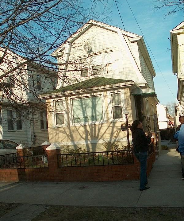 1st image of 4228 Wickham Ave