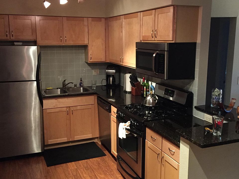 Another kitchen photo